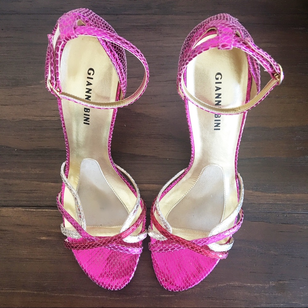 Gianni Bini Pink Heels!